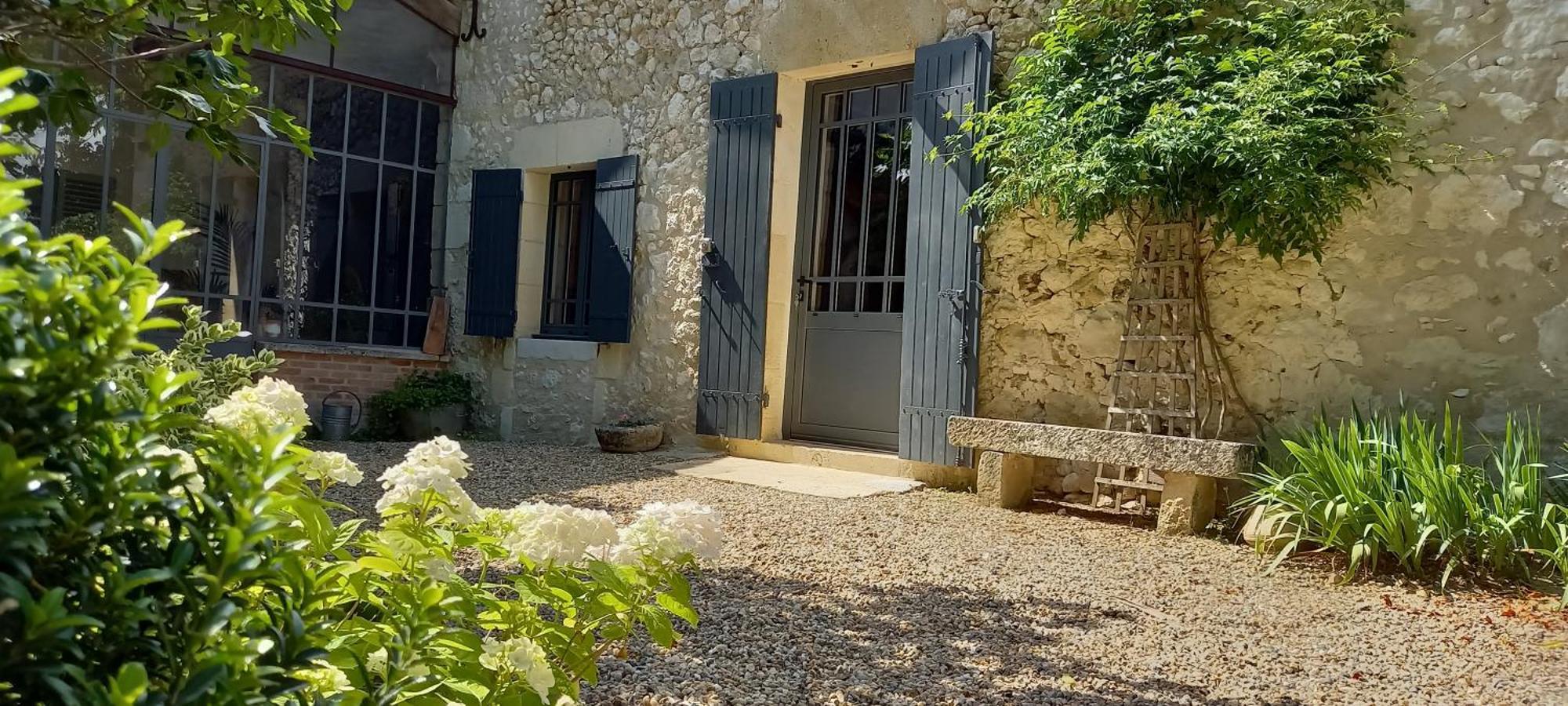 Готель Entre-Vignes-Et-Bastides Montcaret Екстер'єр фото